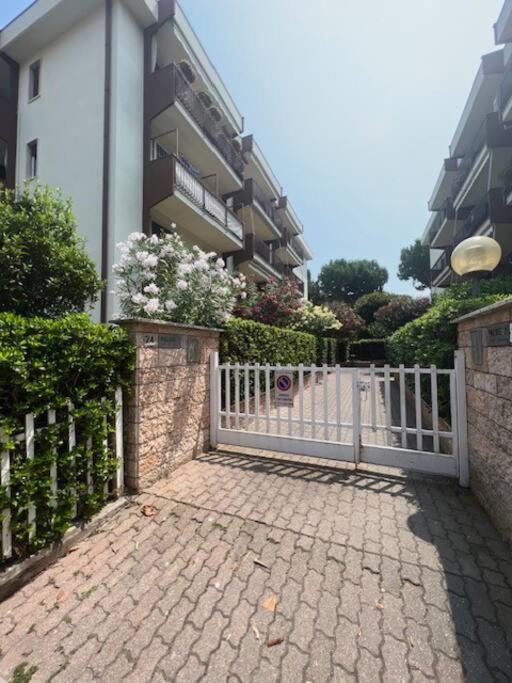A Ca Di Nonni Apartment Albenga Luaran gambar